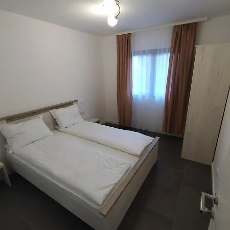 Domacinstvo Kod Gere Отель типа 