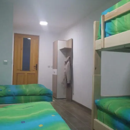 Bed & Breakfast Domacinstvo Kod Gere Crni Vrh